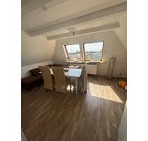 3 Zimmer Wohnung - 600,00 EUR Kaltmiete, ca.  90,00 m² in Husum (PLZ: 25813)