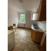 Komplett renovierte und neu möblierte 2-Zimmer-Wohnung - Plauen