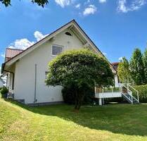 Haus zur Miete - 1.900,00 EUR Kaltmiete, ca.  206,00 m² in Kassel (PLZ: 34132) Nordshausen