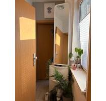 Gemütliche 2-Zimmer Altbauwohnung mit Sonnenbalkon in Halle 06110 - Halle (Saale) Damaschkestraße