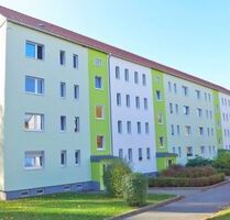 Großer Balkon und vier Zimmer! - 419,00 EUR Kaltmiete, ca.  79,15 m² in Limbach-Oberfrohna (PLZ: 09212)