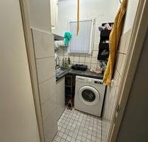 Möblierte 1-Zimmer-Wohnung mit Balkon - Düsseldorf Stadtbezirk 3