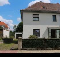 Doppelhaushälfte in Löbau - 140.000,00 EUR Kaufpreis, ca.  110,00 m² in Löbau (PLZ: 02708)