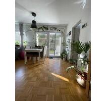 Einzimmerwohnung mit Terrasse und Stellplatz !!Anfragestopp!! - Gerbrunn