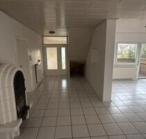 Wohlfühlen leicht gemacht:Großzügige 4-Zi.Wo.in Altenhaßlau