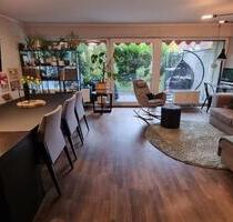 2,5-Zimmerwohnung*NES*Garten*Garage*Erdgeschoss*Einbau-Küche* - Bad Neustadt an der Saale