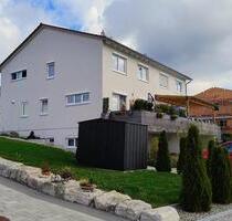 moderne Doppelhaushälfte mit Süd-Balkon - Monheim