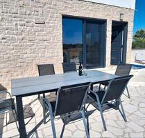 Villa mit Pool Vir Dalmatien - 300,00 EUR Kaltmiete, in Köln (PLZ: 50996) Rodenkirchen