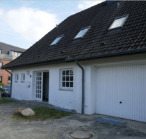 Doppelhaushälfte zu vermieten - 1.650,00 EUR Kaltmiete, in Bad Segeberg (PLZ: 23795)