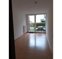 Gepflegte 1 Zimmer-EG-Wohnung mit EBK und Garage in Regensburg
