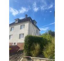 Terassenwohnung **Erstbezug nach Sanierung** mit schönem Garten - Velbert Pöthen