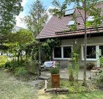 Zentral gelegene 4-Raum-Doppelhaushälfte in Niesky