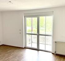 2 Zimmerwohnung in ruhiger Lage - Einbauküche, Balkon, Tiefgarage - Mittenwalde