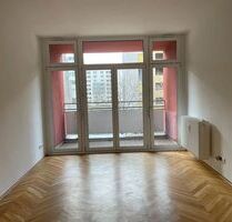 2 Raum Wohnung mitten in City - 650,00 EUR Kaltmiete, ca.  59,65 m² in Dresden (PLZ: 01067)