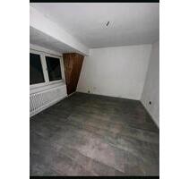 Haus zu vermieten - 600,00 EUR Kaltmiete, in Oerlinghausen (PLZ: 33813)