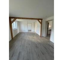 Lichtdurchflutete 3 Zimmer-Wohnung nahe Neuruppin mit Terrasse - Märkisch Linden