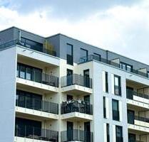 Erstbezug mit Balkon und EBK: Hochmoderne 2-Zimmer-Wohnung - Berlin Neukölln