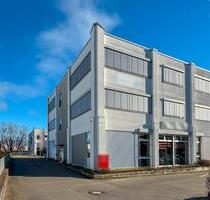 Büro Praxis mit Aussicht - 3.160,00 EUR Kaltmiete, ca.  632,00 m² in Reutlingen (PLZ: 72760) Orschel-Hagen