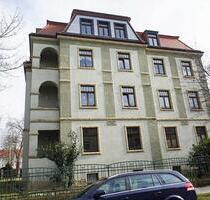 Gemütliche 2-Zimmer-Dachgeschosswohnung in Leuben zu vermieten! - Dresden