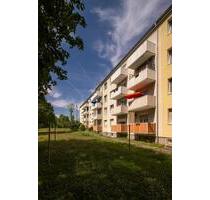 Moderne bezugsfertige 3 Zimmer-Wohnung im 3. OG mit Balkon in Merseburg