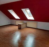 Dachgeschosswohnung 65 qm 3 Zimmer Badewanne Dusche Garten - Berlin Treptow-Köpenick