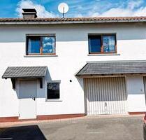 Süßes Einfamilienhaus - 3 Zi mit Terrasse ohne Garten - Wächtersbach