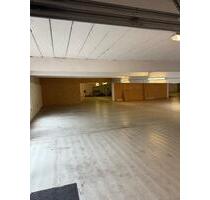 Halle Lager Garage Mietbox - 250,00 EUR Kaltmiete, ca.  800,00 m² in Amstetten (PLZ: 73340)