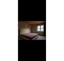 3 Zimmer Wohnung EG - 1.200,00 EUR Kaltmiete, ca.  100,00 m² in Kitzingen (PLZ: 97318)