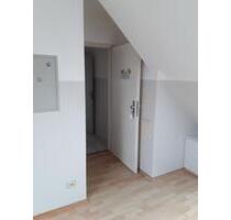 Gepflegtes 1 Zimmer- Dachgeschossappartment - Nürnberg Kleinweidenmühle