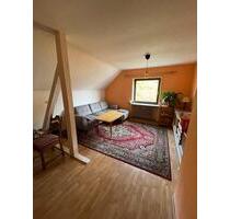 3 Zimmer Wohnung in Feucht - 650,00 EUR Kaltmiete, ca.  90,00 m² in Feucht (PLZ: 90537)