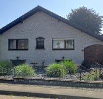 Freistehendes Einfamilienhaus - 460.000,00&nbsp;EUR Kaufpreis, ca.&nbsp; 120,00&nbsp;m&sup2; in Übach-Palenberg (PLZ: 52531)