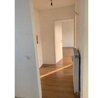 Sanierte 2,5 Zimmer Wohnung mit eigener Terrasse - Duisburg Hamborn