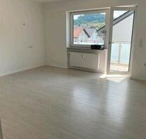 Neuwertige 4-Zimmer-Hochparterre-Wohnung - Seeheim-Jugenheim