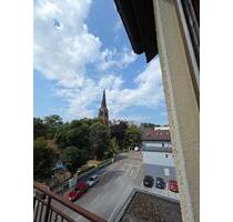 Großzügige, zentrumsnahe 4,5 Zi-Citywohnung in HDH. EBK, TG-Stellpl.Keller, Balkon. Super Aussicht und sehr gute Raumaufteilung! Bezugsfertig zum 01.10.2025 - Heidenheim an der Brenz