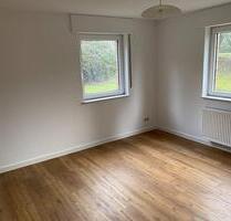 Modernisierte 2 ZKB Wohnung Souterrain in Osnabrück-Pye