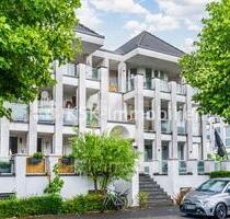 Moderne Dachgeschosswohnung mit hohen Decken in gefragter Lage. - Hennef (Sieg)