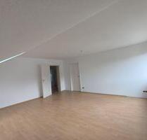 Helle 3-Zimmer-Dachgeschosswohnung in Toplage Großen Linden – ruhig & zentral