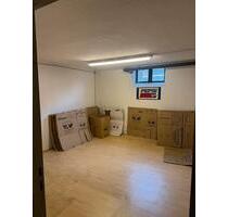 Vermiete Lagerraum 25 m2 - 250,00 EUR Kaltmiete, in Berlin (PLZ: 13469) Reinickendorf
