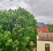 Schöne Altbauwohnung mit Balkon in zentraler Lage von Weißenfels