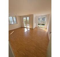 Stilvolle, modernisierte 3-Raum-Erdgeschosswohnung mit EBK in Stu - Stuttgart Vaihingen