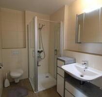 Exklusive, geräumige 1-Zimmer-Wohnung in Pentling