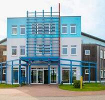 Zusammenhängende Büroräume von 21m² - 126m² ab sofort verfügbar! - Waren (Müritz)