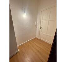 2 Raum Wohnung, EG, Einbauküche, renoviert, Zentral - Bernburg (Saale)