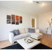Möblierte 1,5-Zimmerwohnung mit Balkon & Gartenblick - Hamburg Barmbek-Süd