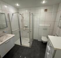 Großzügige, neu renovierte Wohnung mit ca. 130 m² – modernes Bad - Burbach