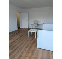 Modernes Apartment mit Balkon, Stellplatz und Möblierung - Bielefeld Schildesche