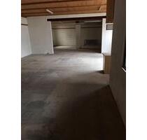 Lagerraum zu vermieten - 1.100,00 EUR Kaltmiete, ca.  180,00 m² in Günzburg (PLZ: 89312)