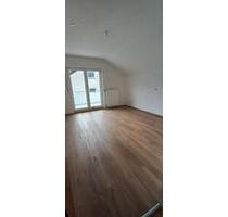 Renovierte 3 Zimmer Wohnung mit Balkon, Einbauküche u. Stellplatz - Witten Rüdinghausen