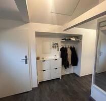 Helle 2-Zimmer-Dachgeschosswohnung in Hofheim-Diedenbergen - Hofheim am Taunus