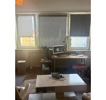 1 ZKB Wohnung - 425,00 EUR Kaltmiete, ca.  30,00 m² in Bielefeld (PLZ: 33602)